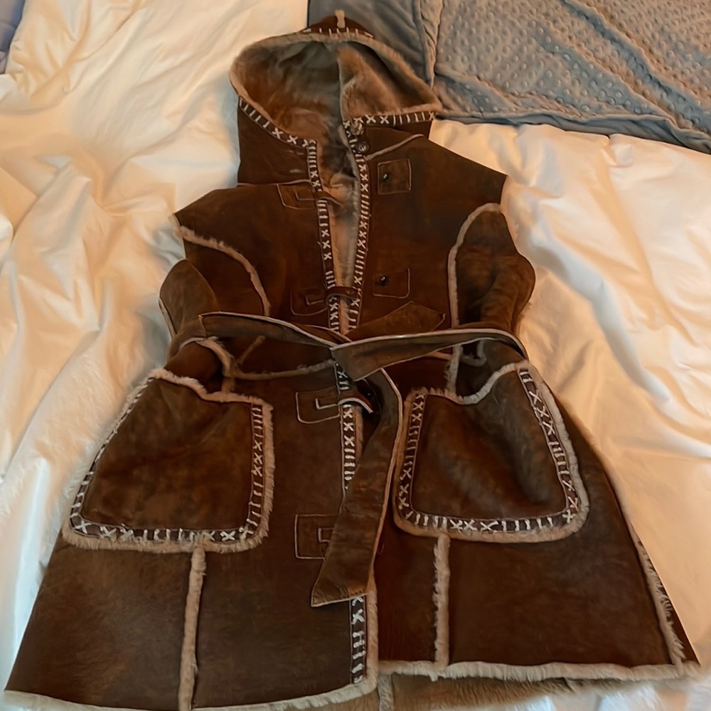 EUC Ugg shearling vest